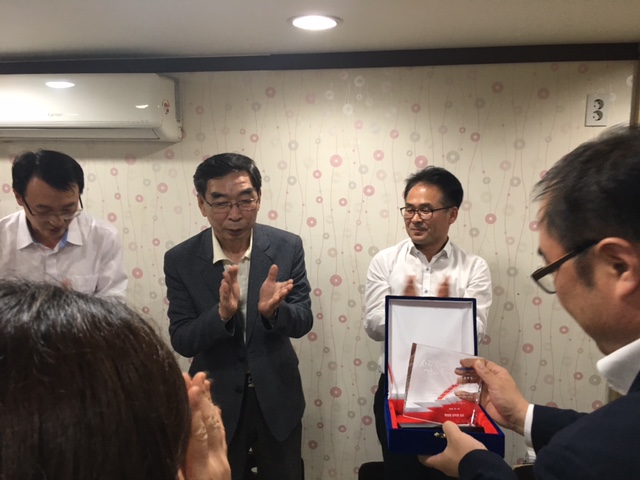 https://www.interfactory.co.kr/storage/prize/data/board/2018/03/16/prize1207199_1.JPG