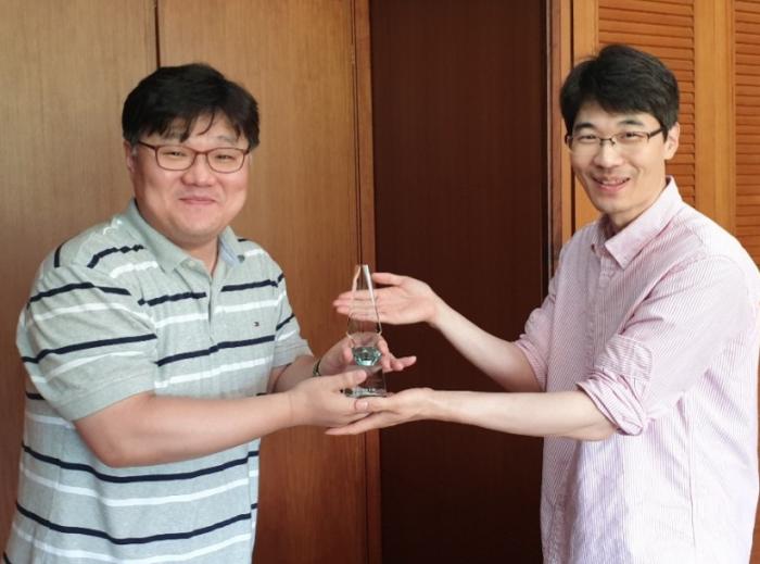 https://www.interfactory.co.kr/storage/prize/data/board/2019/05/28/prize1008742_2.jpg