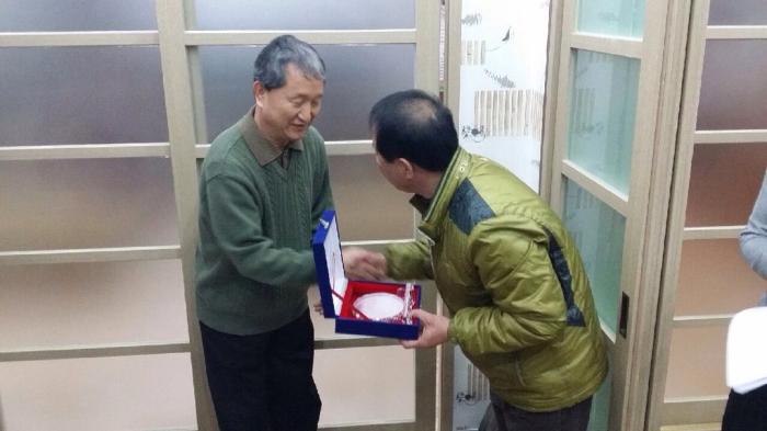 https://www.interfactory.co.kr/storage/prize/data/board/2015/01/20/prize1028376_1.jpg