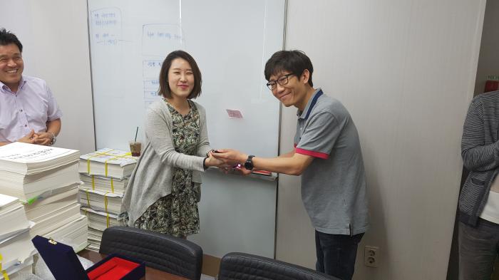 https://www.interfactory.co.kr/storage/prize/data/board/2016/07/21/prize1096609_1.jpg