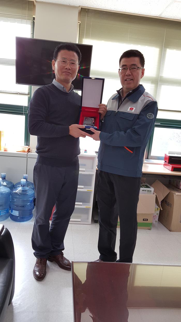 https://www.interfactory.co.kr/storage/prize/data/board/2016/12/02/prize1118467_1.jpg