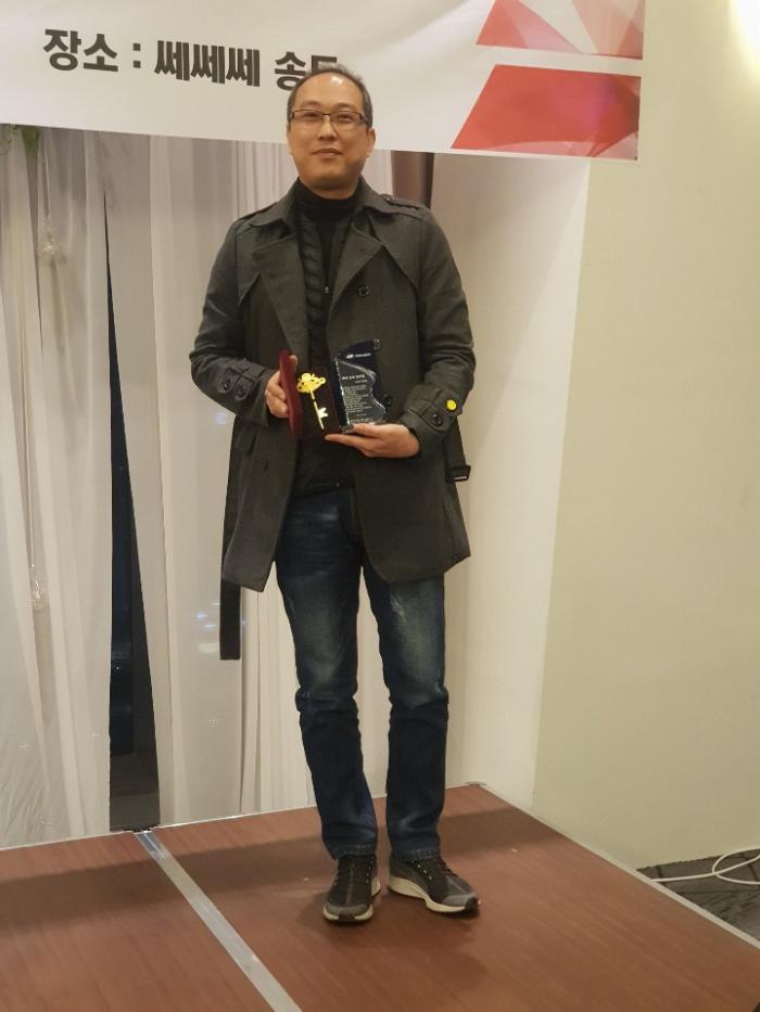 https://www.interfactory.co.kr/storage/prize/data/board/2019/12/31/prize1377697_1.jpg