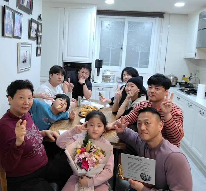 https://www.interfactory.co.kr/storage/prize/ver5/2311/data/board/2023/11/19/prize1758573_1.jpg
