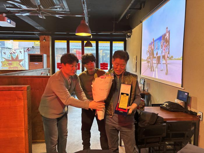 https://www.interfactory.co.kr/storage/prize/ver6/2412/data/board/2024/12/27/prize1902308_1.jpg