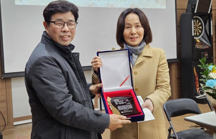 https://www.interfactory.co.kr/storage/prize/ver6/2503/data/board/2025/03/08/prize1923197_1.jpg