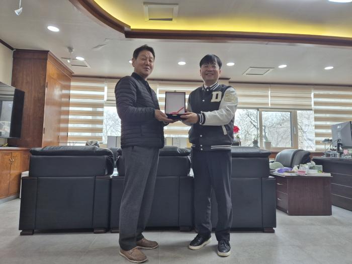 https://www.interfactory.co.kr/storage/prize/ver6/2503/data/board/2025/03/27/prize1928073_1.jpg