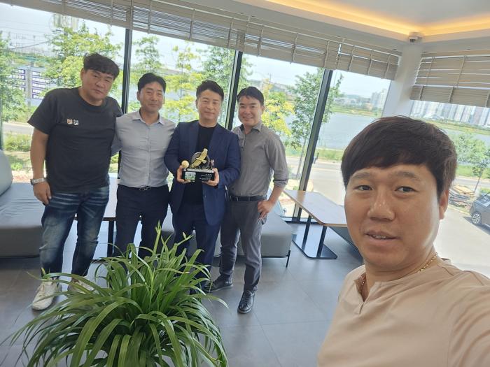 https://www.interfactory.co.kr/storage/prize/ver6/2505/data/board/2025/05/19/prize1034677_2.jpg
