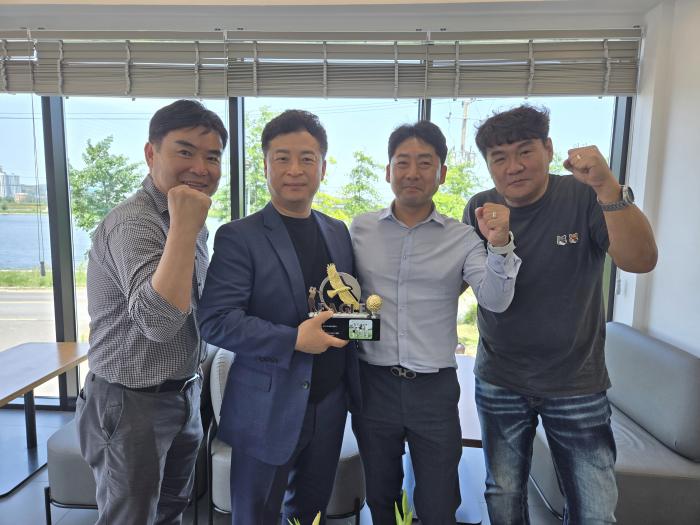 https://www.interfactory.co.kr/storage/prize/ver6/2505/data/board/2025/05/19/prize1034680_2.jpg