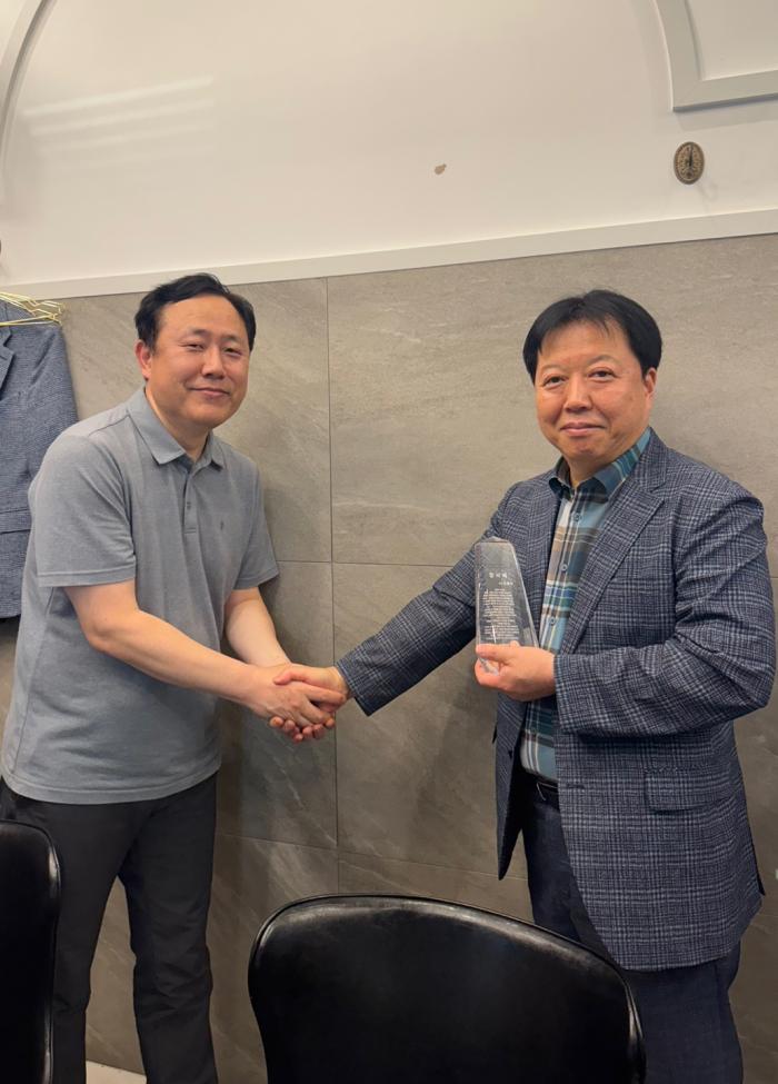 https://www.interfactory.co.kr/storage/prize/ver6/2505/data/board/2025/05/26/prize1942031_1.jpg