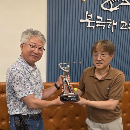 23년 만에 첫 홀인원으로 행복했습니다